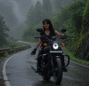 Anchor Pankti sheth