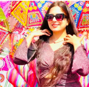 Khushboo kapoor