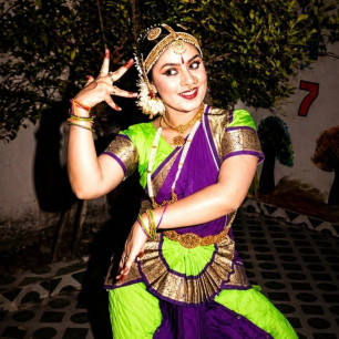 Hetvi Bhatt